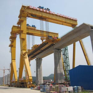 Conveying and Erecting Integrated Bridge Girder Erection Equipment