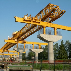 Conveying and Erecting Integrated Bridge Girder Erection Equipment